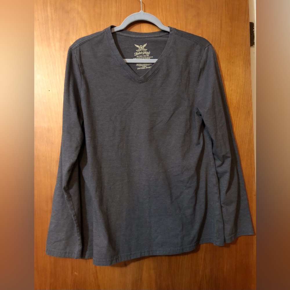 Faded Glory long sleeve V neck dark gray shirt. XL